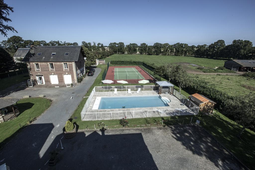 Chateau Des Saveurs Saint-Sauveur-d'Emalleville Exterior foto