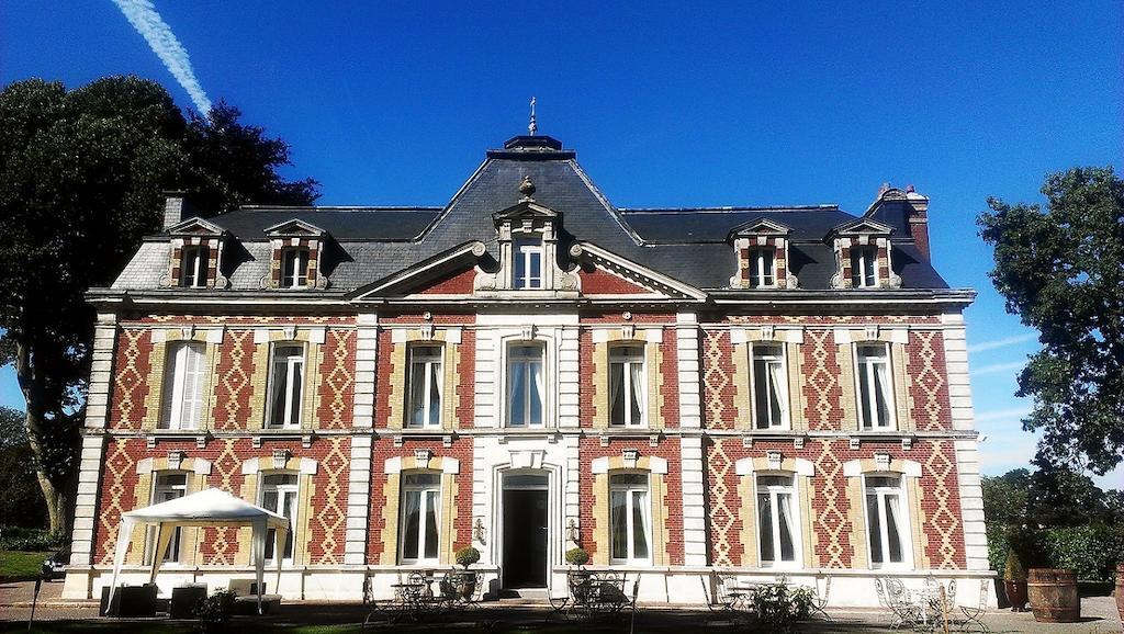 Chateau Des Saveurs Saint-Sauveur-d'Emalleville Exterior foto