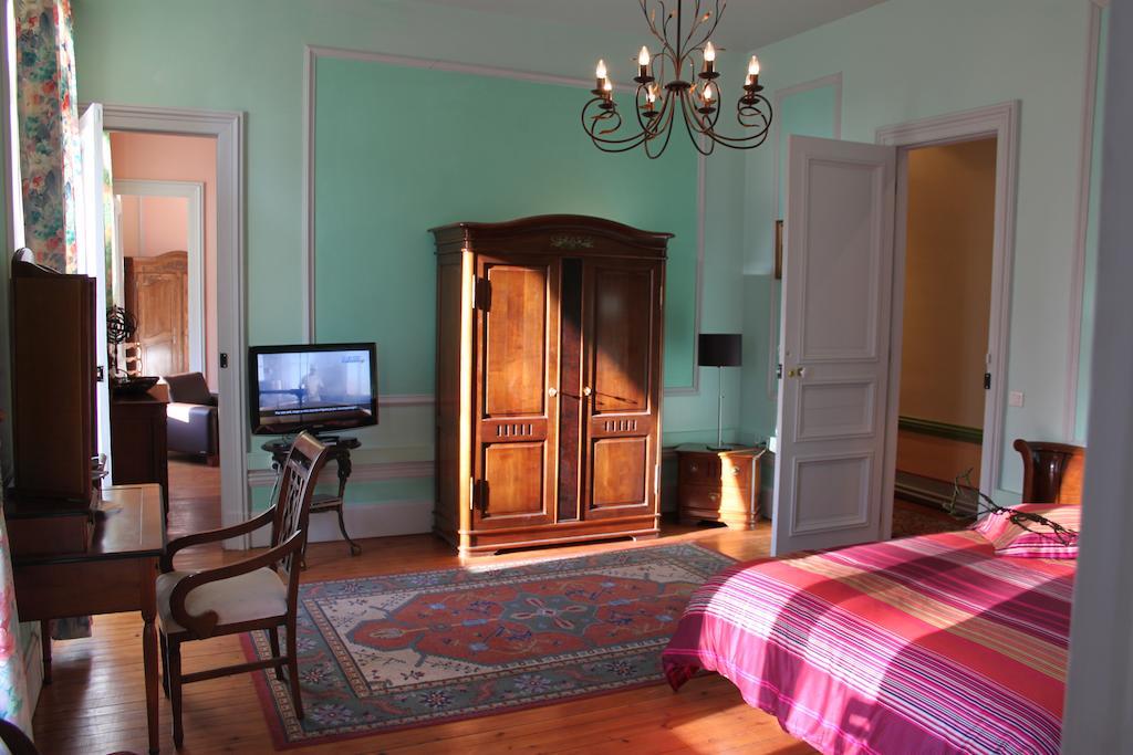Chateau Des Saveurs Saint-Sauveur-d'Emalleville Quarto foto